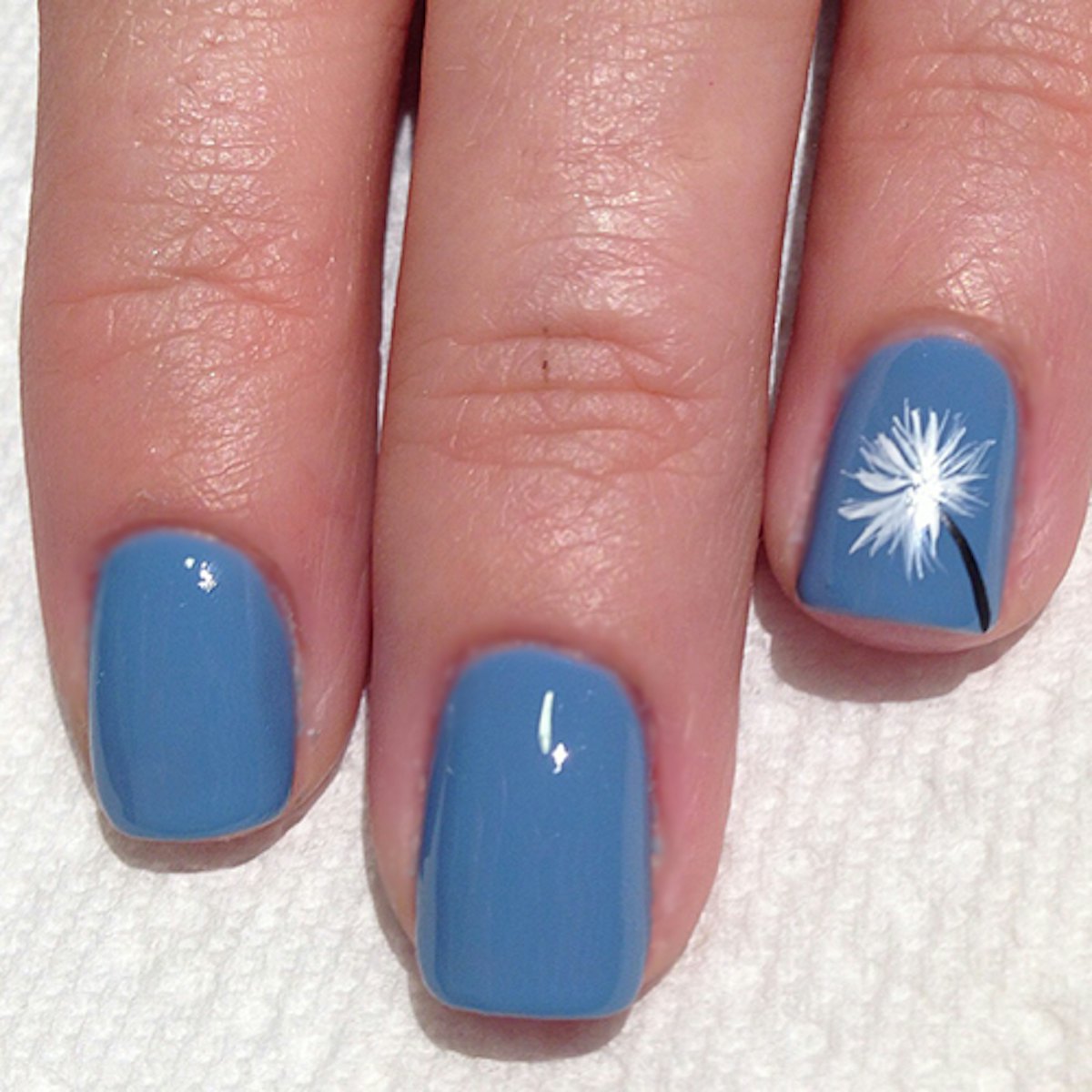 dandelion nail design