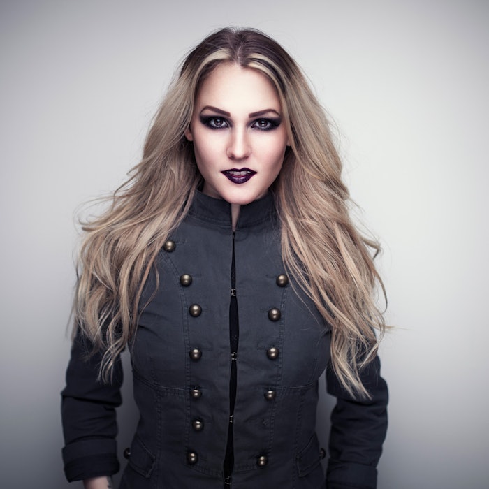 Celina Headshot