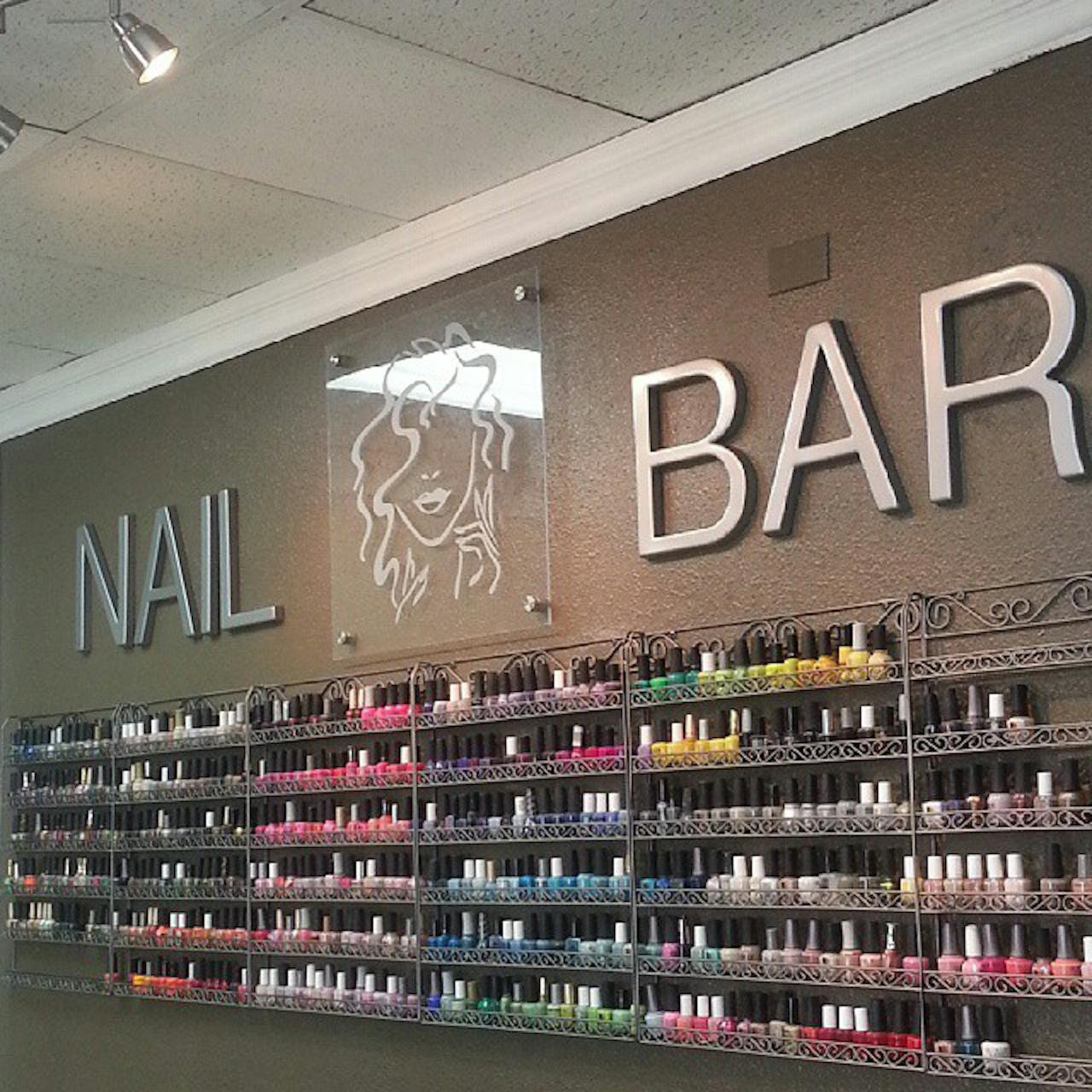 Nailbullynailbar