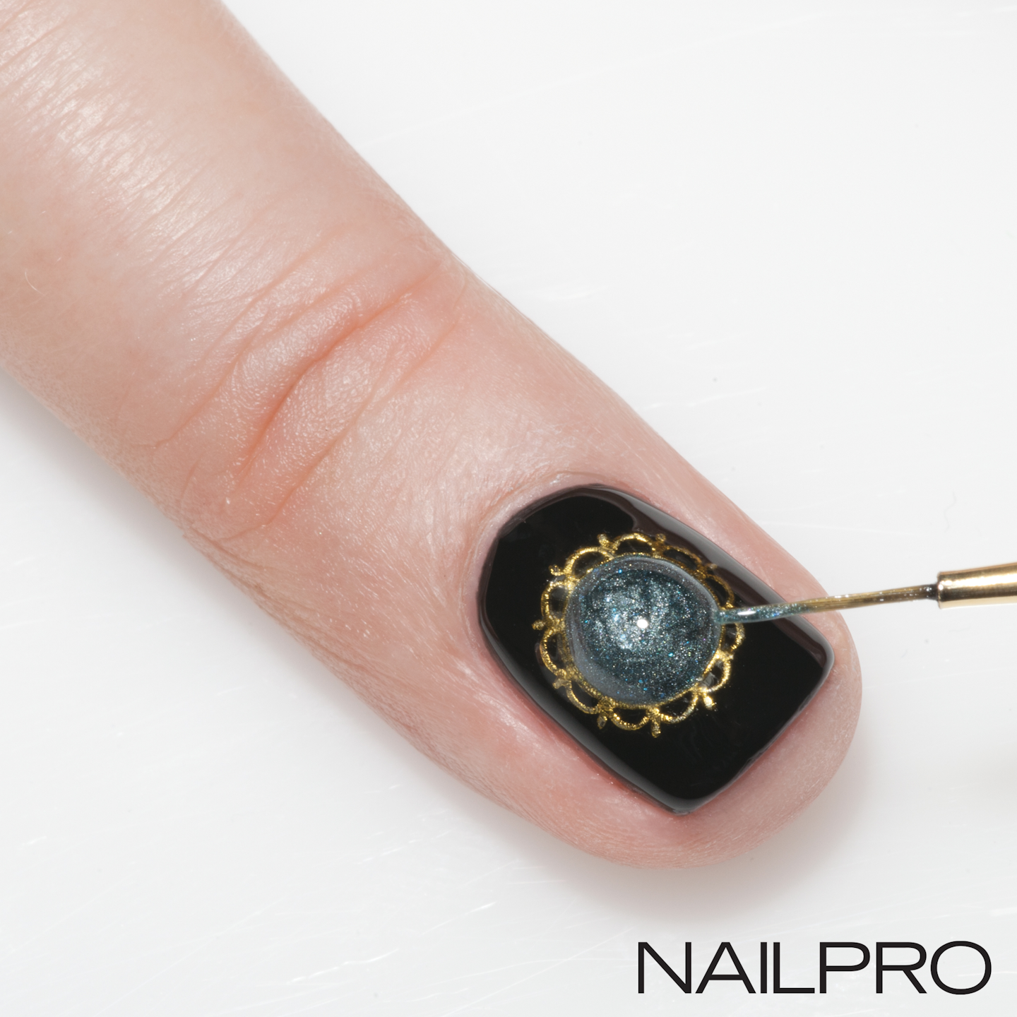 Video How To Create Cat Eye Nails Nailpro