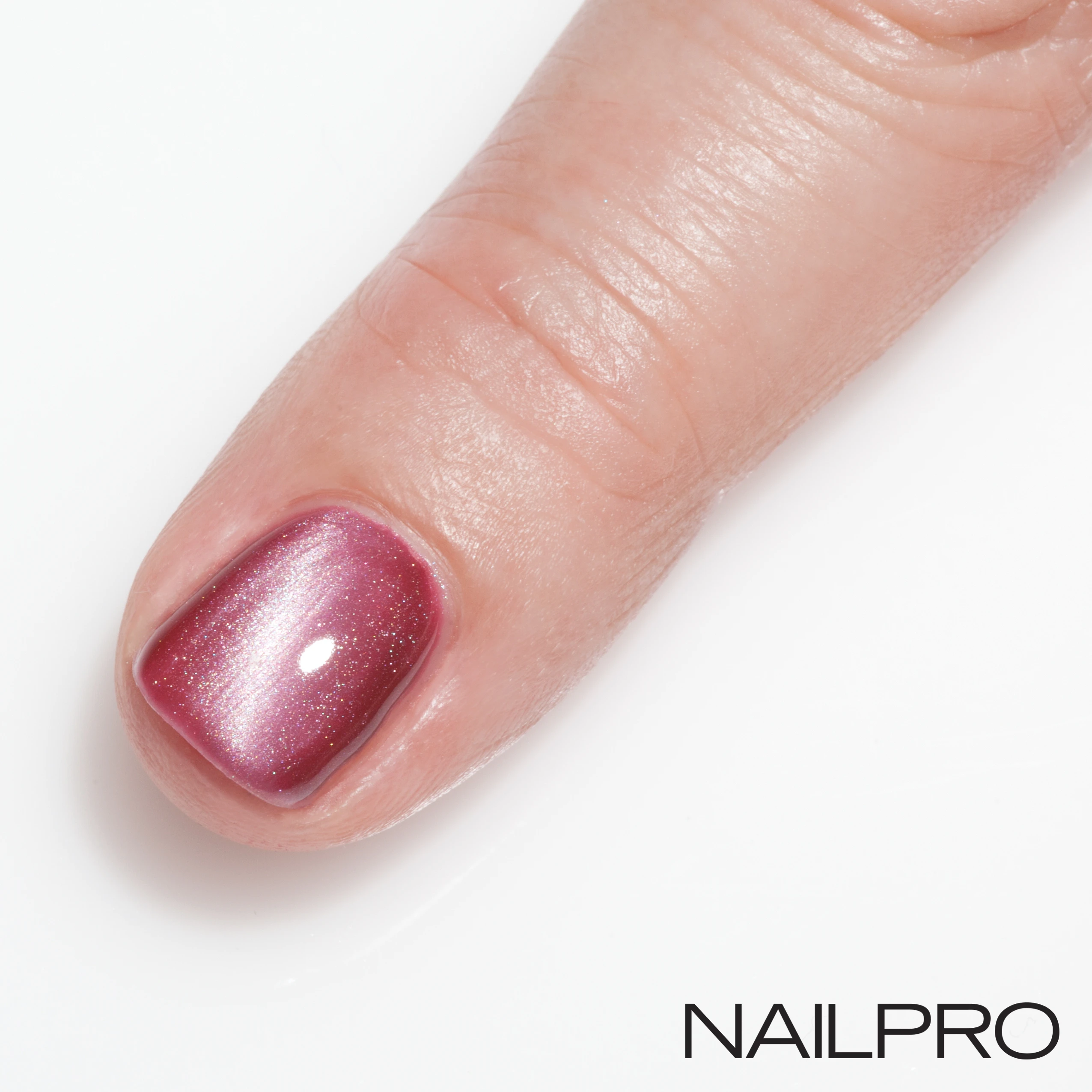 Video How To Create Cat Eye Nails Nailpro Video How To Create Cat Eye Nails Nailpro