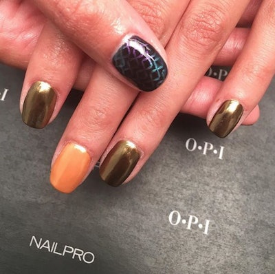 VIDEO: How to Use OPI Chrome Effects Pigment Powders | Nailpro VIDEO: How to Use OPI Chrome Effects Pigment Powders | Nailpro