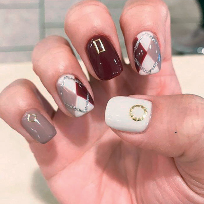 Usher In the Holiday Season With Some Plaid Nail Art | Nailpro