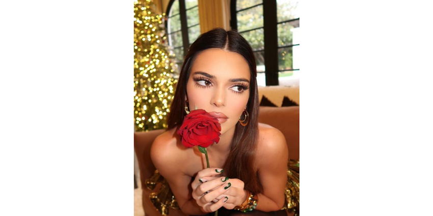 Kendall Jenner Instagram July 11, 2021 – Star Style