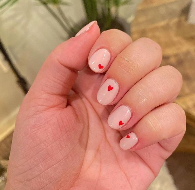 11 Best Valentine's Day nail designs that everyone will fall in love with  in 2024