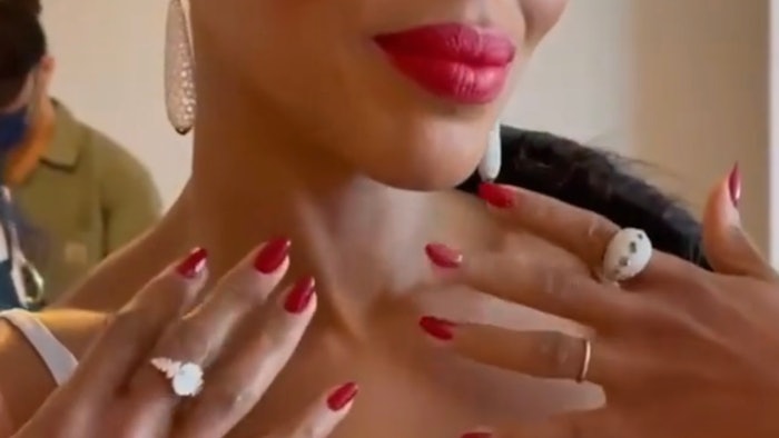 Kerry Washington, nails by Kim Truong @kimkimnails