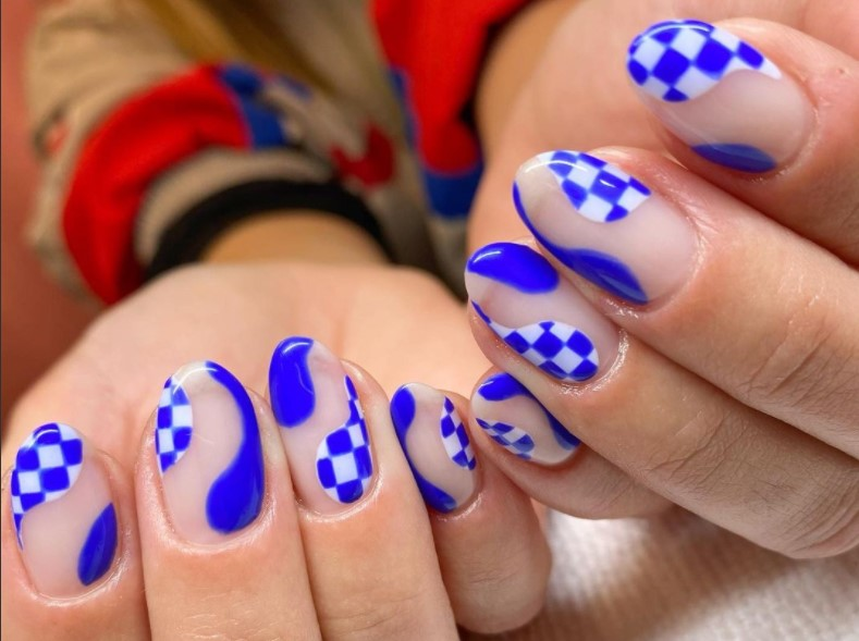 35 Trendy Checkered Nail Art Designs : Soft Tone Checkered Nails