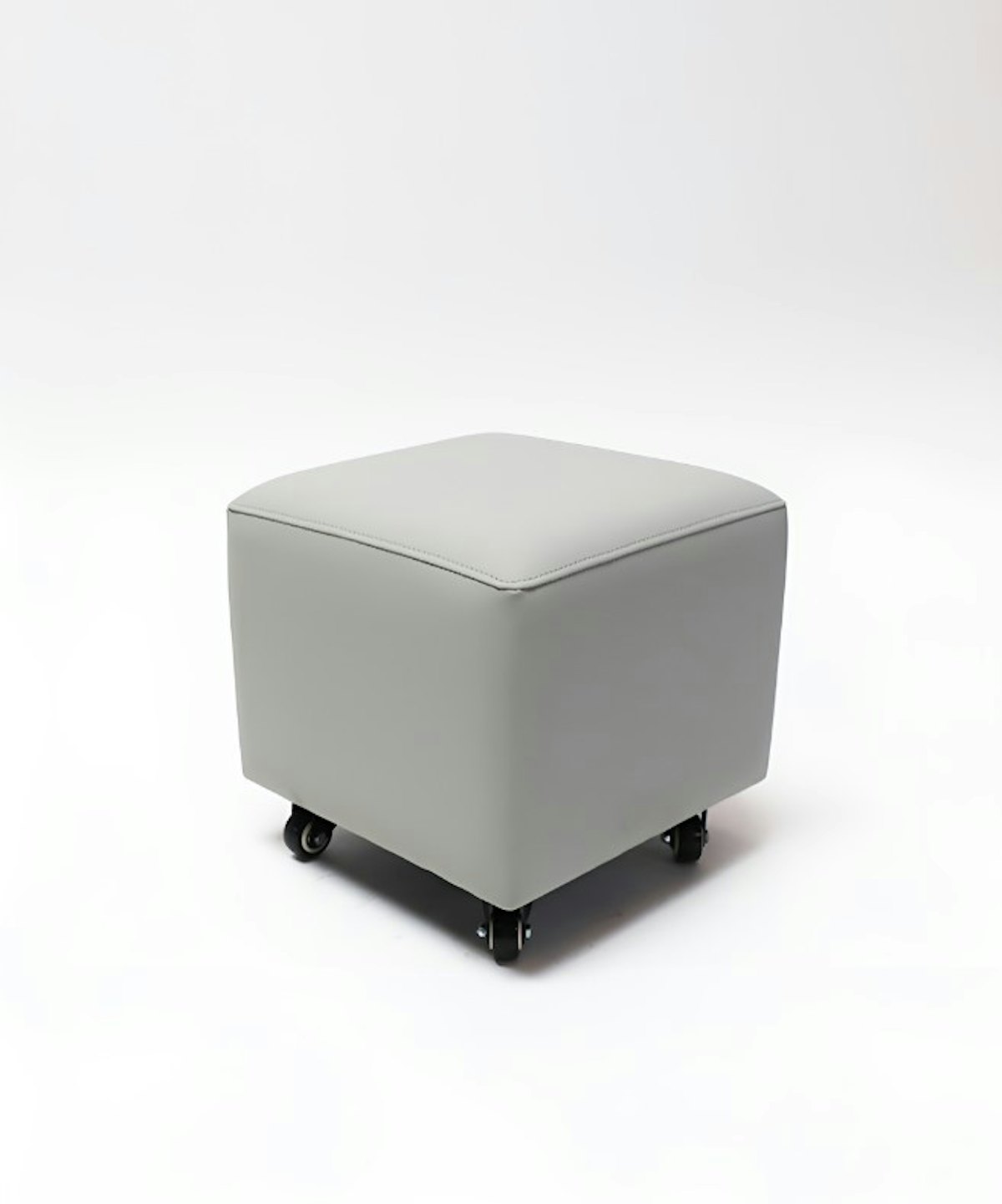 Belava Shorty Pedicure Tech Stool Nailpro