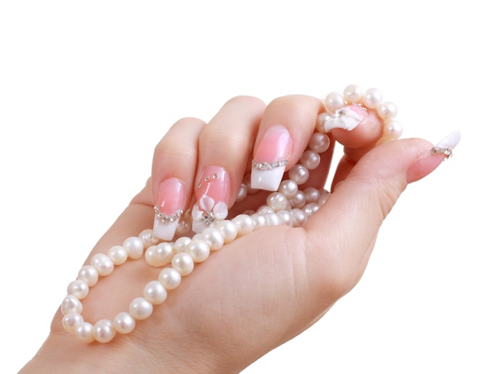 Beauty Daily by Clarins delved into Pinterest data to uncover the biggest bridal nail consumer trends beauty professionals can expect to see this year.