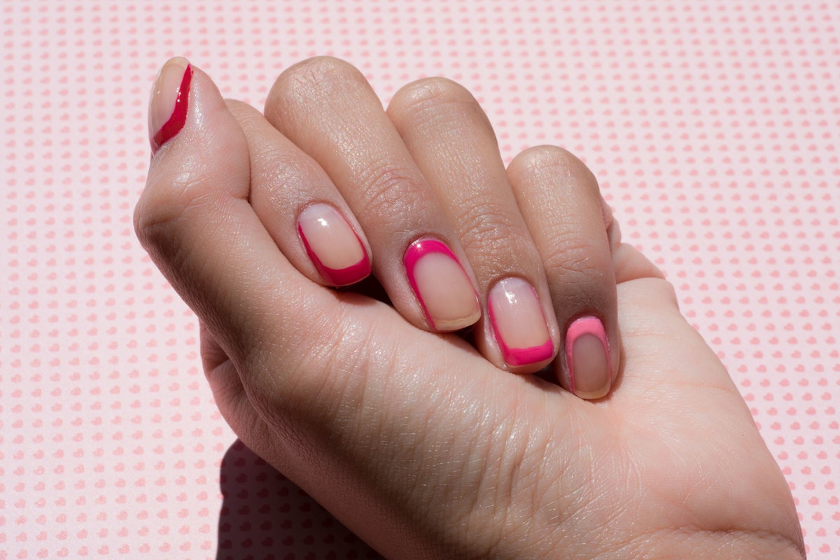 oval nails designs pink